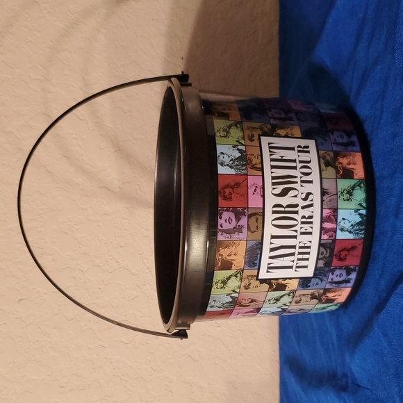 Taylor Swift "The Eras Tour" Movie Official Limited Edition Popcorn Buck… - Picture 4 of 9